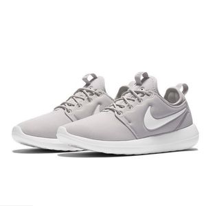 NIKE ROSHE TWO LT IRON ORE/ SUMMIT WHITE-VOLT